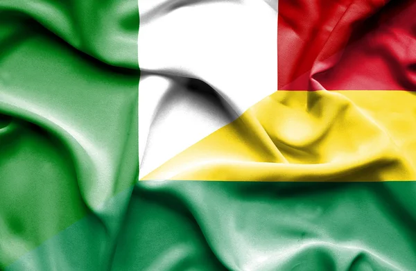 ボリビア ・ イタリアの旗を振っています。 — ストック写真