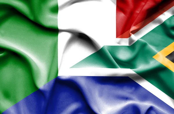 Sydafrika och Italien viftande flagga — Stockfoto