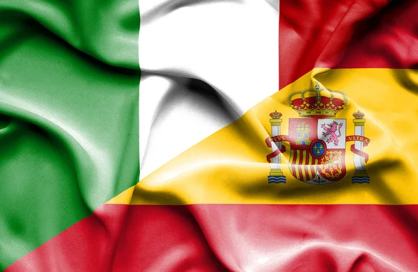Machać flaga Hiszpania i Włochy — Zdjęcie stockowe
