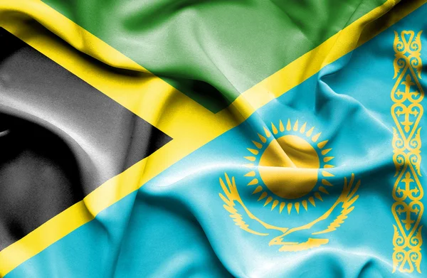 Wapperende vlag van Kazachstan en Jamaica — Stockfoto