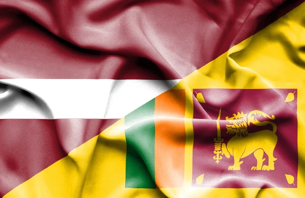 Drapeau agitant du Sri Lanka et de Lettonie — Photo