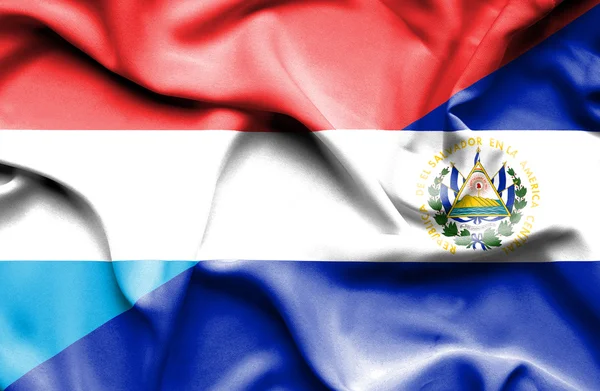 El Salvador och Luxemburg viftande flagga — Stockfoto