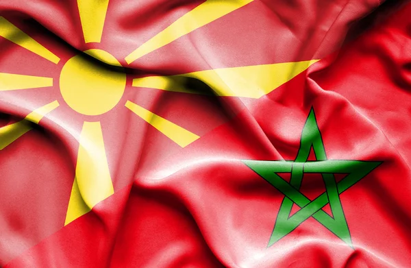 Bandera ondeante de Marruecos y Macedonia —  Fotos de Stock
