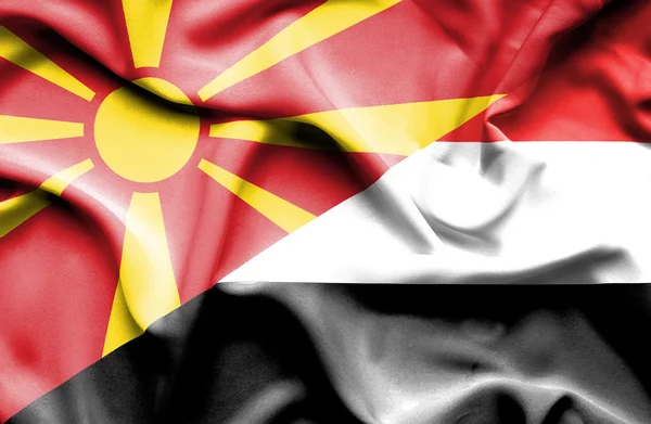 也门和马其顿那飘扬的旗帜 — 图库照片