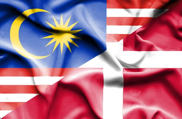 Machać flaga Danii i Malezji — Zdjęcie stockowe
