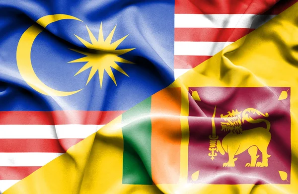 斯里兰卡和马来西亚那飘扬的旗帜 — 图库照片