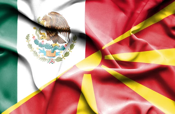 Ondeando la bandera de Macedonia y México —  Fotos de Stock