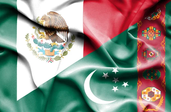 Wapperende vlag van Turkmenistan en Mexico — Stockfoto