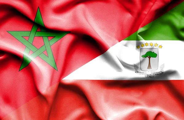 Wapperende vlag van Equatoriaal Giuinea en Marokko — Stockfoto