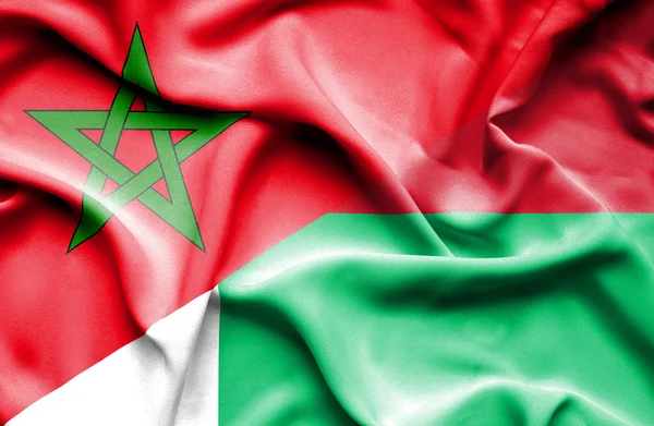 Bandera ondeante de Madagascar y Marruecos — Foto de Stock