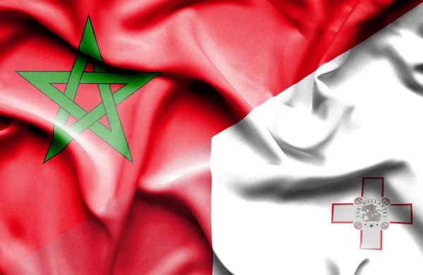 Wapperende vlag van Malta en Marokko — Stockfoto