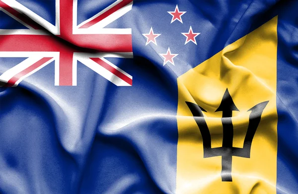 巴巴多斯和新西兰那飘扬的旗帜 — 图库照片