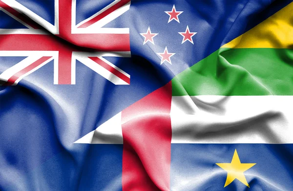 中非共和国和新西兰那飘扬的旗帜 — 图库照片