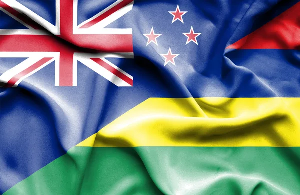 毛里求斯和新西兰那飘扬的旗帜 — 图库照片