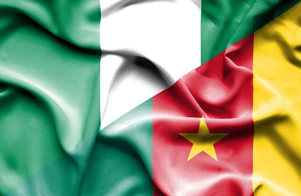 Bandera ondeante de Camerún y Nigeria — Foto de Stock