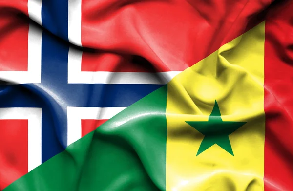 Флаг Сенегала и Норвегии — стоковое фото