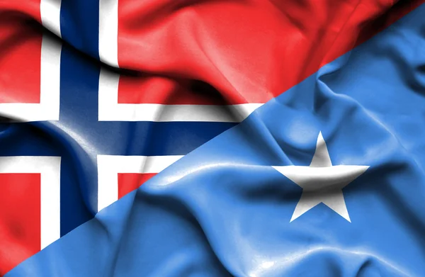 Somalia och Norge viftande flagga — Stockfoto