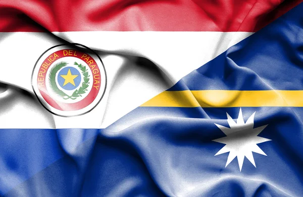 Bandera ondeante de Nauru y Paraguay —  Fotos de Stock