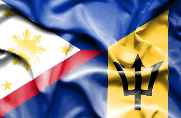 Κουνώντας τη σημαία των Μπαρμπάντος και Φιλιππίνες — Φωτογραφία Αρχείου