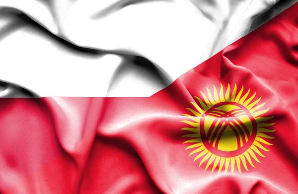 Bandera ondeante de Kirguistán y Polonia — Foto de Stock