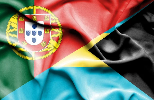 Viftande flagga bahamas och portugal — Stockfoto