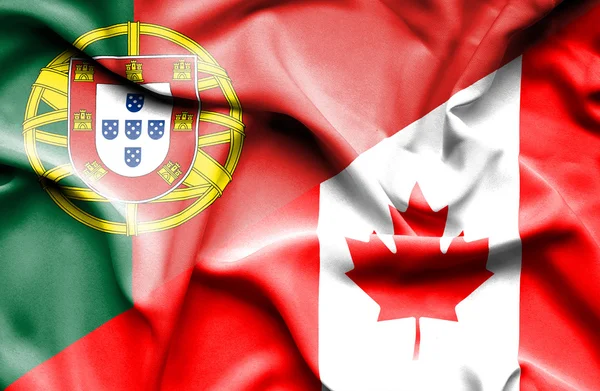 Drapeau agitant du Canada et du Portugal — Photo
