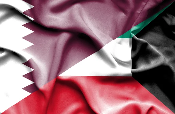 Flagge von Kuwait und Katar schwenken — Stockfoto