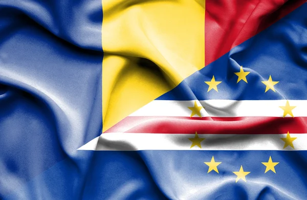 Bandera ondeante de Cabo Verde y Rumanía — Foto de Stock