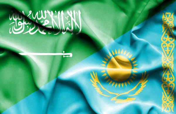 Bandera ondeante de Kazajstán y Arabia Saudita — Foto de Stock
