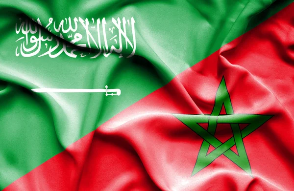 Lambaikan bendera Maroko dan Arab Saudi — Stok Foto