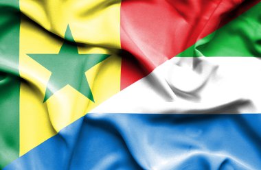 sierra leone ve senegal Cumhuriyeti bayrağı sallayarak