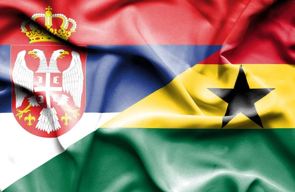 Ghana och Serbien viftande flagga — Stockfoto