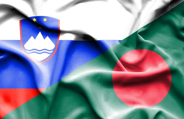 Bandera ondeante de Bangladesh y Eslovenia — Foto de Stock
