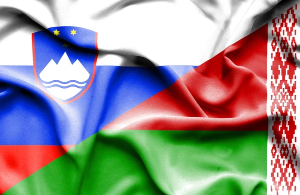 Bandera ondeante de Belarús y Eslovenia — Foto de Stock