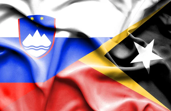 Bandera ondeante de Timor Oriental y Eslovenia —  Fotos de Stock