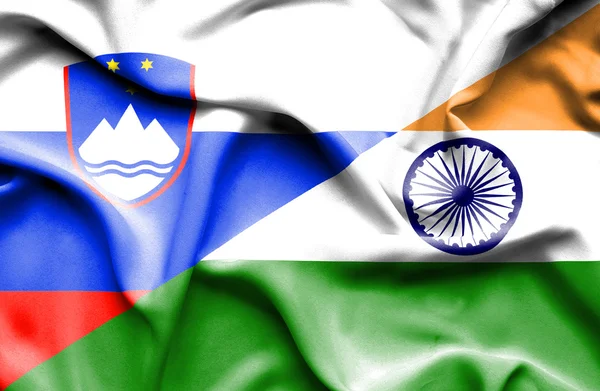 Bandera ondeante de la India y Eslovenia — Foto de Stock