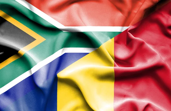 Bandiera sventolante di Romania e Sudafrica — Foto Stock