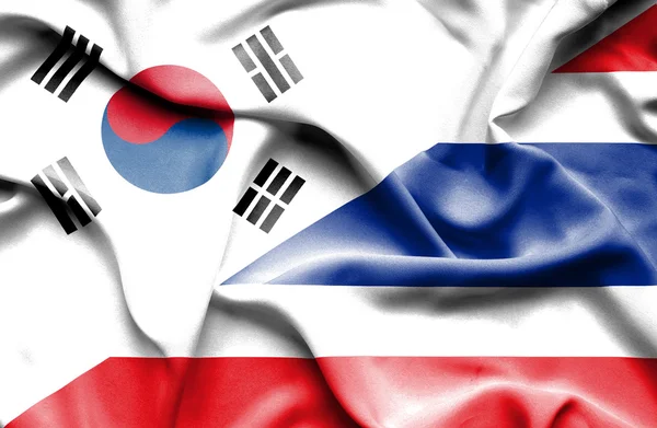 Flagge Thailands und Südkoreas schwenken — Stockfoto