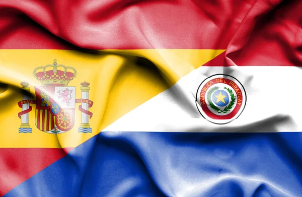 Bandera ondeante de Paraguay y España — Foto de Stock