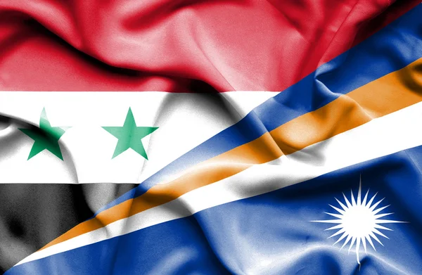 Waving flag of Marshall Islands and Syria — Stock Photo, Image