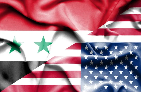 美国和叙利亚那飘扬的旗帜 — 图库照片