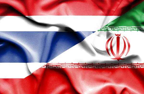 Ondeando la bandera de Irán y Tailandia — Foto de Stock