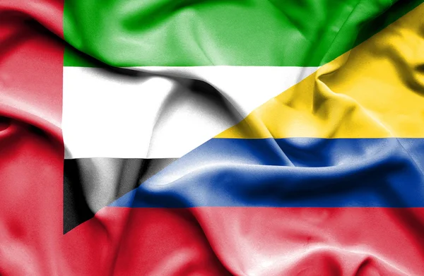 Bandiera sventolante della Colombia e degli Emirati Arabi Uniti — Foto Stock