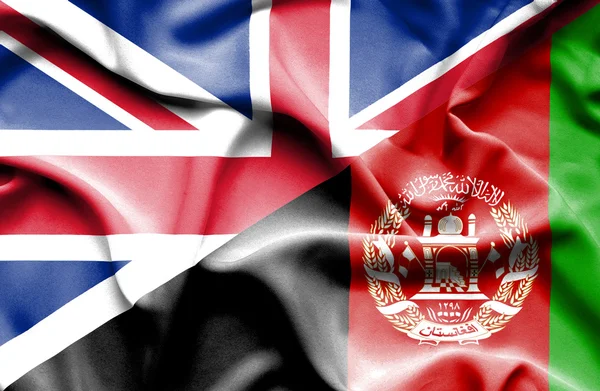 Machać flaga Afganistanu i Wielkiej Brytanii — Zdjęcie stockowe