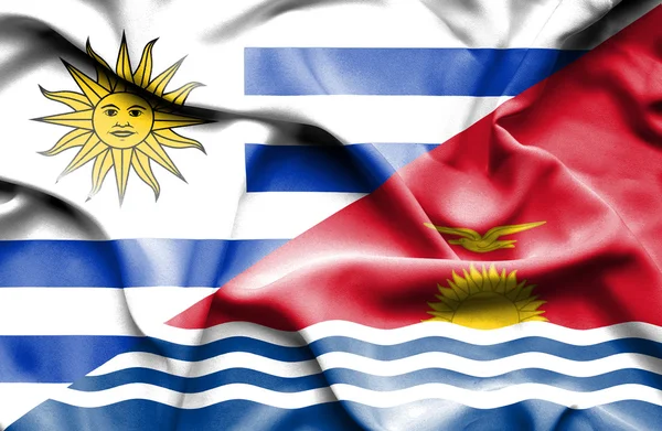 Flagge von Kiribati und Uruguay schwenken — Stockfoto