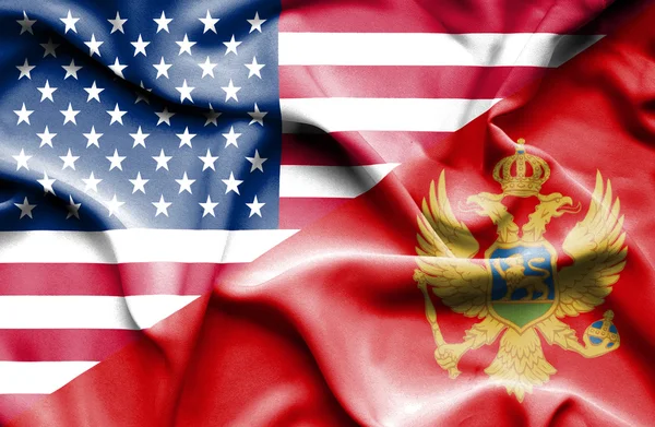 Vlající vlajka Černé hory a usa — Stock fotografie