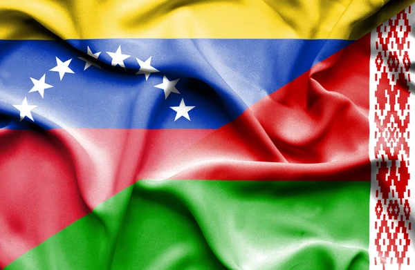 Ondeando la bandera de Belarús y Venezuela — Foto de Stock