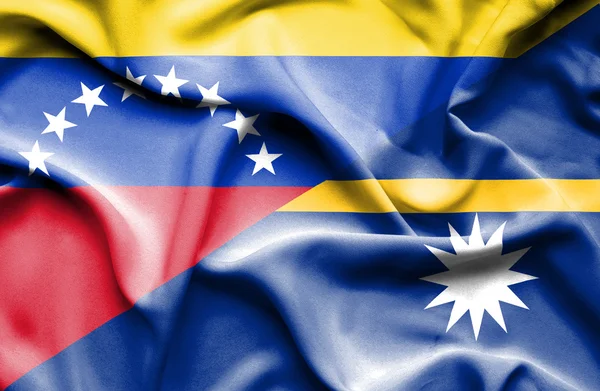 Wapperende vlag van nauru en venezuela — Stockfoto