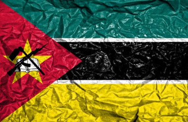 Mozambik vintage bayrağı eski buruşuk kağıt arka plan üzerinde