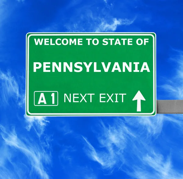 PENNSYLVANIA road sign against clear blue sky — Stock Photo, Image